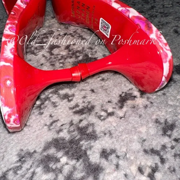 LARROUDÉ x Jonathan Cohen Amal Mule - Red Abstract Printed Patent Leather